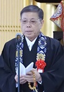 法人の歴史を振り返りつつ、未来へのビジョンを述べる長野理事長